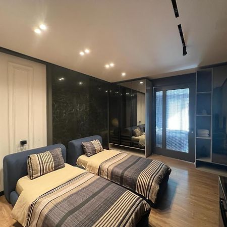 Remarkable Apartment Тирана Екстер'єр фото